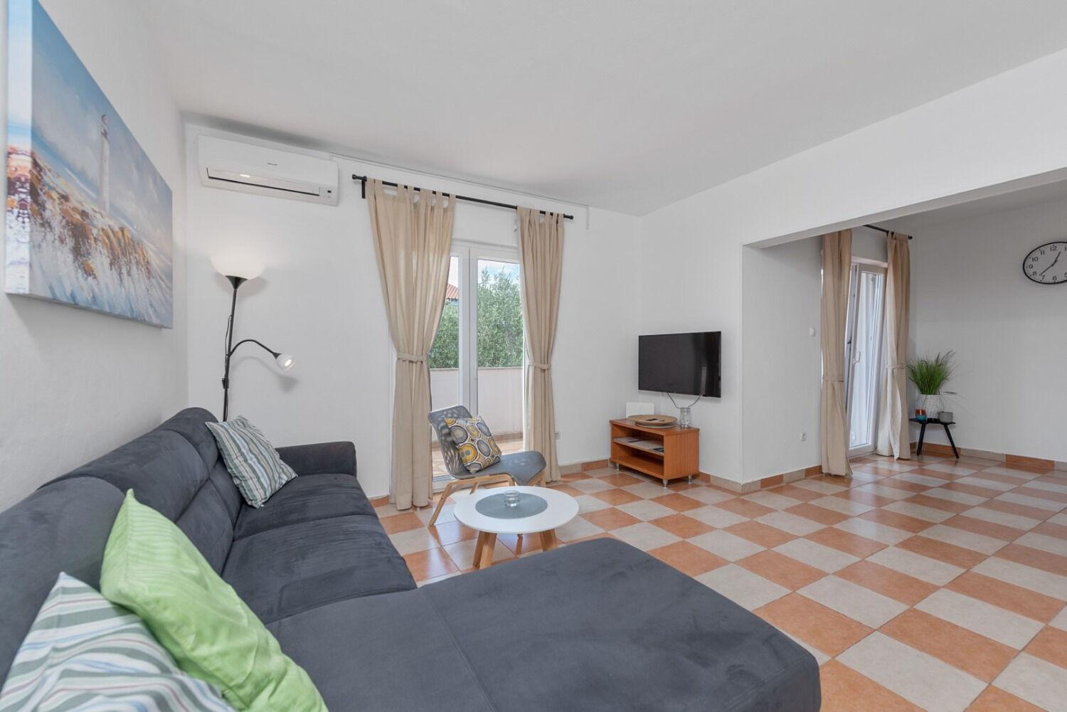Apartment Uga2 Mandre Buitenkant foto